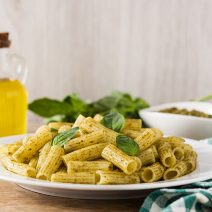 Makaron z pesto z chlorelli