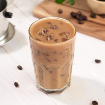 Mrożona kawa z daktylami (bez dodatku cukru)